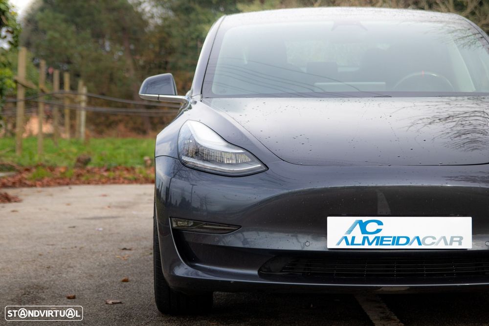 Tesla Model 3 Long-Range Dual Motor AWD - 46