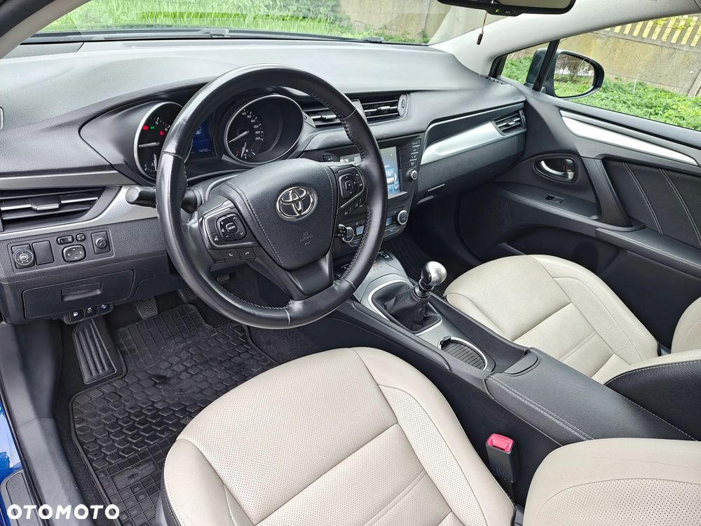 Toyota Avensis 1.8 Selection - 19