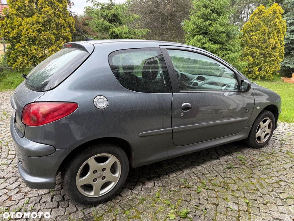 Peugeot 206 75 JBL - 6
