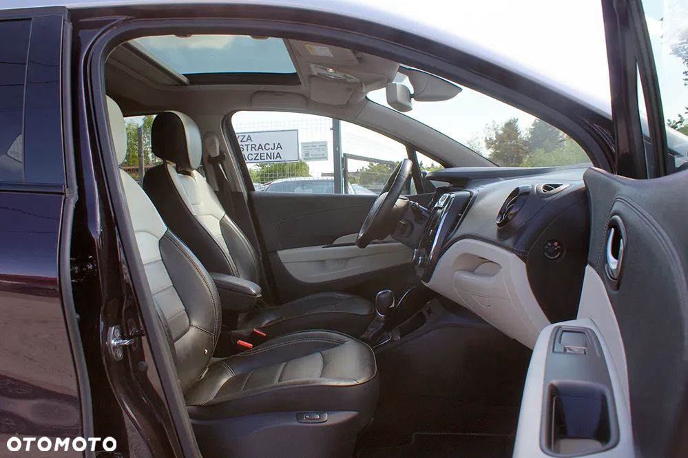 Renault Captur 1.2 Energy TCe Initiale Paris EDC - 6