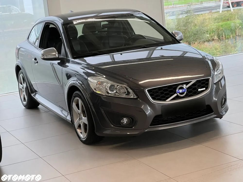 Volvo C30 D3 R-Design - 3