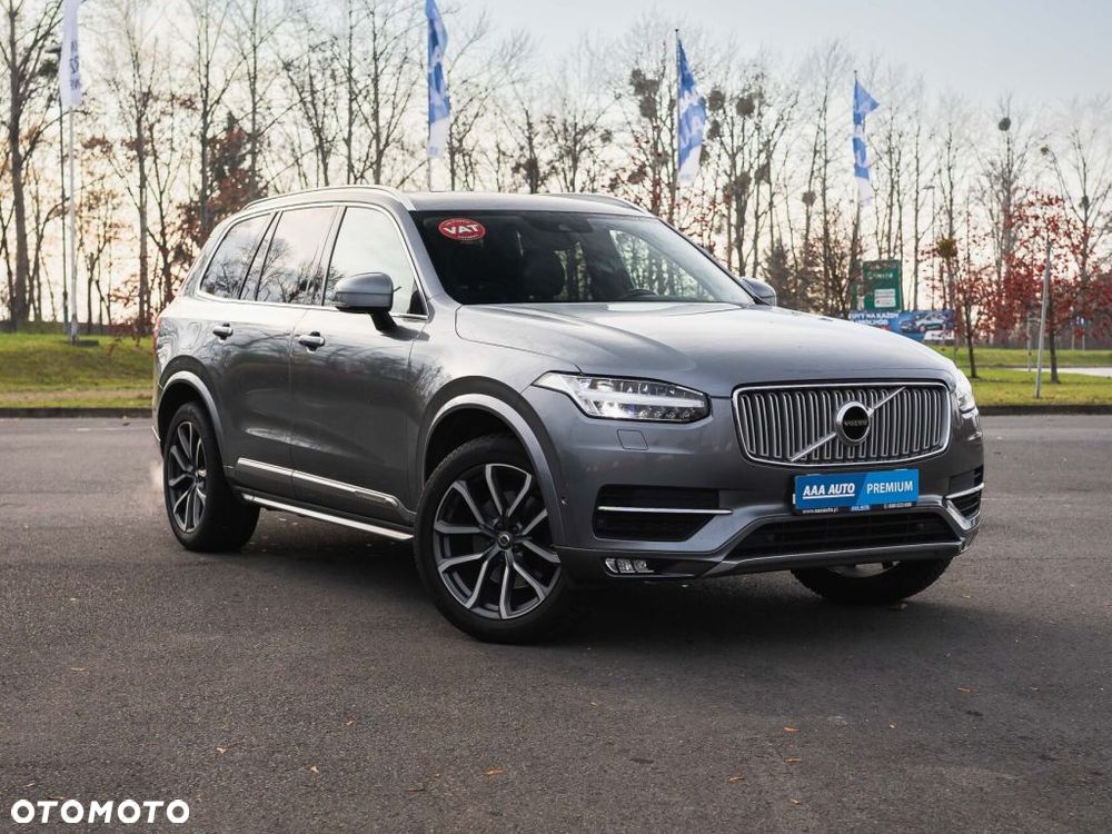 Volvo XC 90 - 1