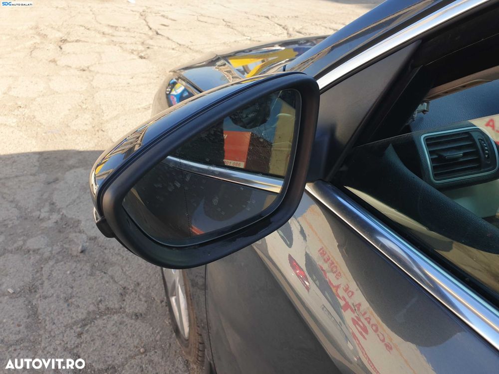 Oglinda Electrica Stanga cu Pliere Rabatare si Lumina Ambientala Volkswagen Passat B7 2010 - 2015 Culoare LK7X [K2085] - 3