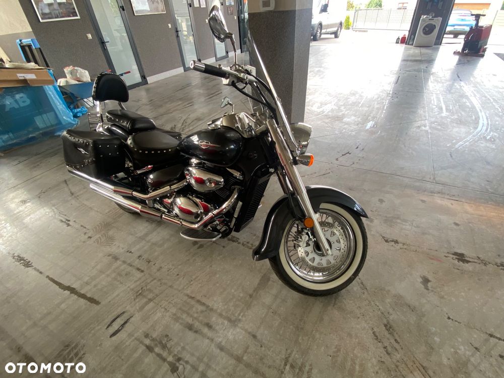 Suzuki VL 800 Volusia - Boulevard C50 - 2