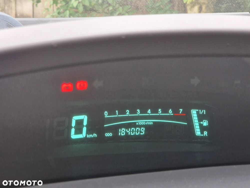 Toyota Yaris 1.3 Sol - 7