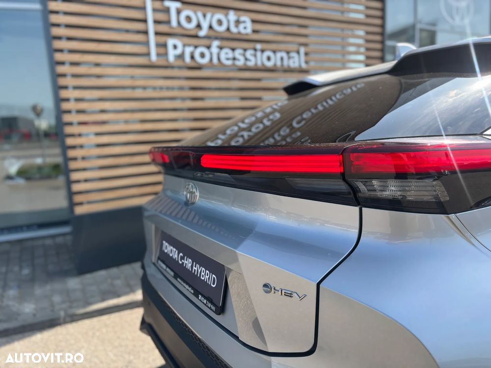 Toyota C-HR - 11