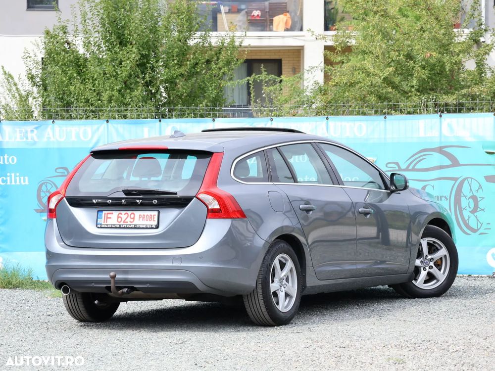 Volvo V60 D2 Geartronic Momentum - 27