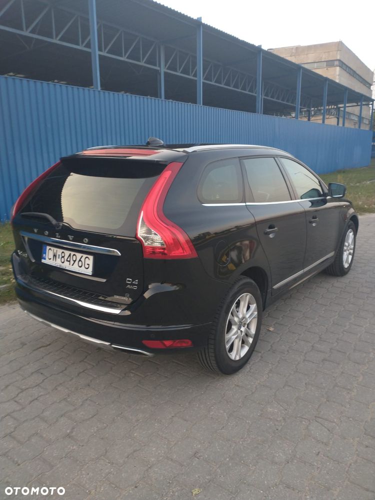 Volvo XC 60 D4 AWD Momentum - 3