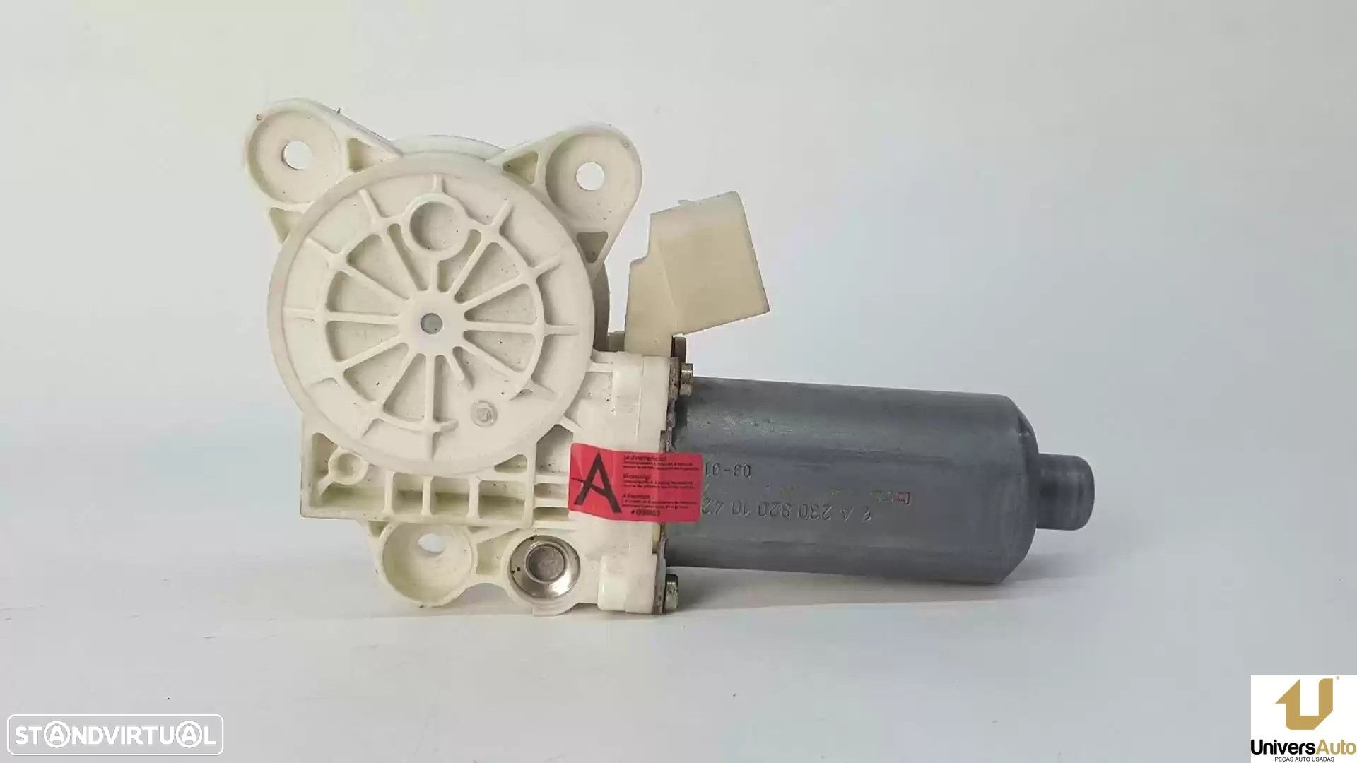 MOTOR ELEVADOR DE VIDRO FRONTAL ESQUERDO MERCEDES-BENZ CLK 2003 -A2308201042 - 1