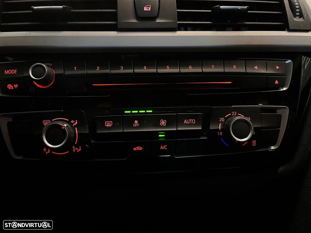 BMW 318 d Line Sport - 19