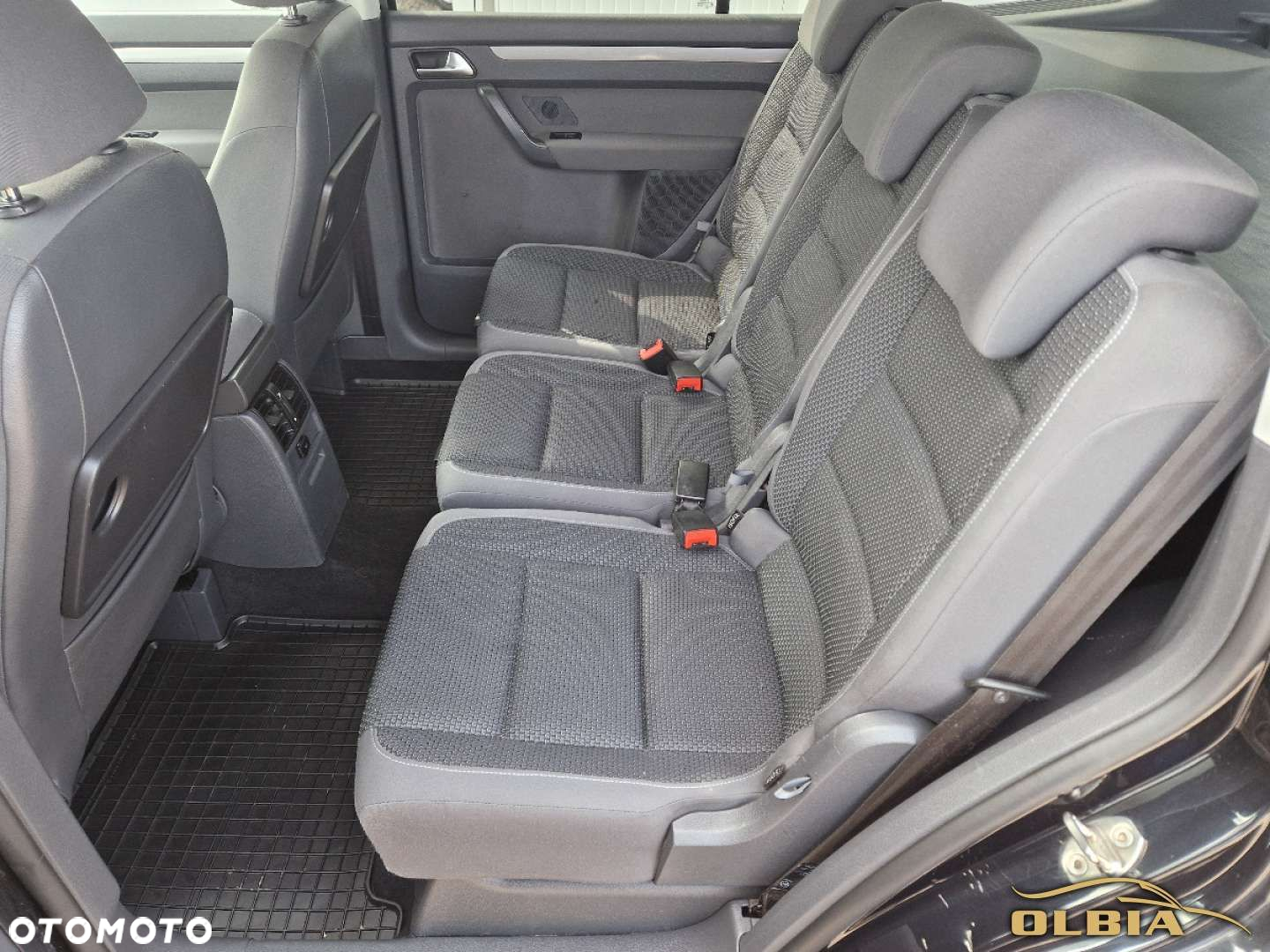 Volkswagen Touran - 19
