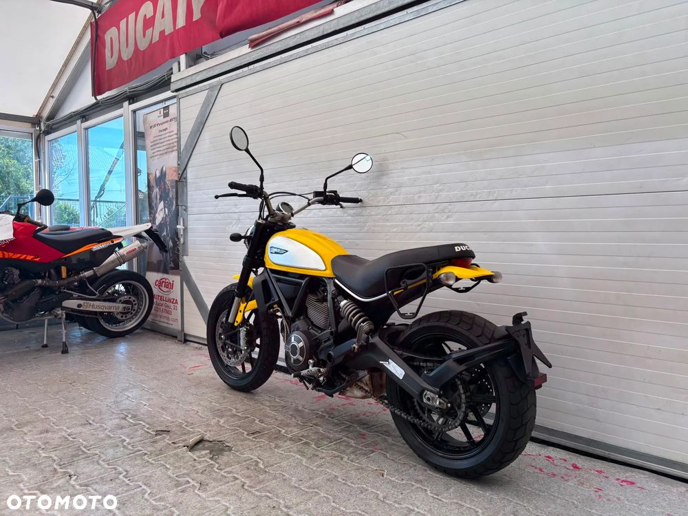 Ducati Scrambler - 4