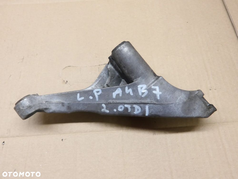 AUDI A4 B7 SEDAN 04-08 2.0TDI ŁAPA PODUSZKA SILNIKA LEWY PRZÓD 8E0199307 - 2