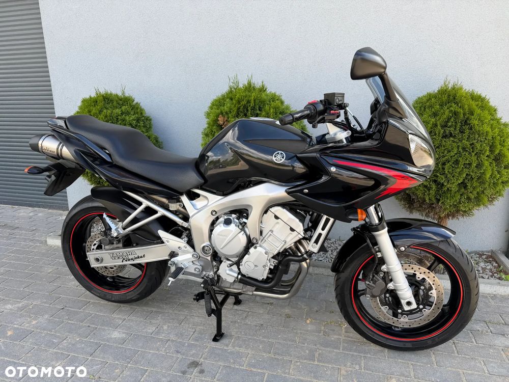 Yamaha FZ - 25