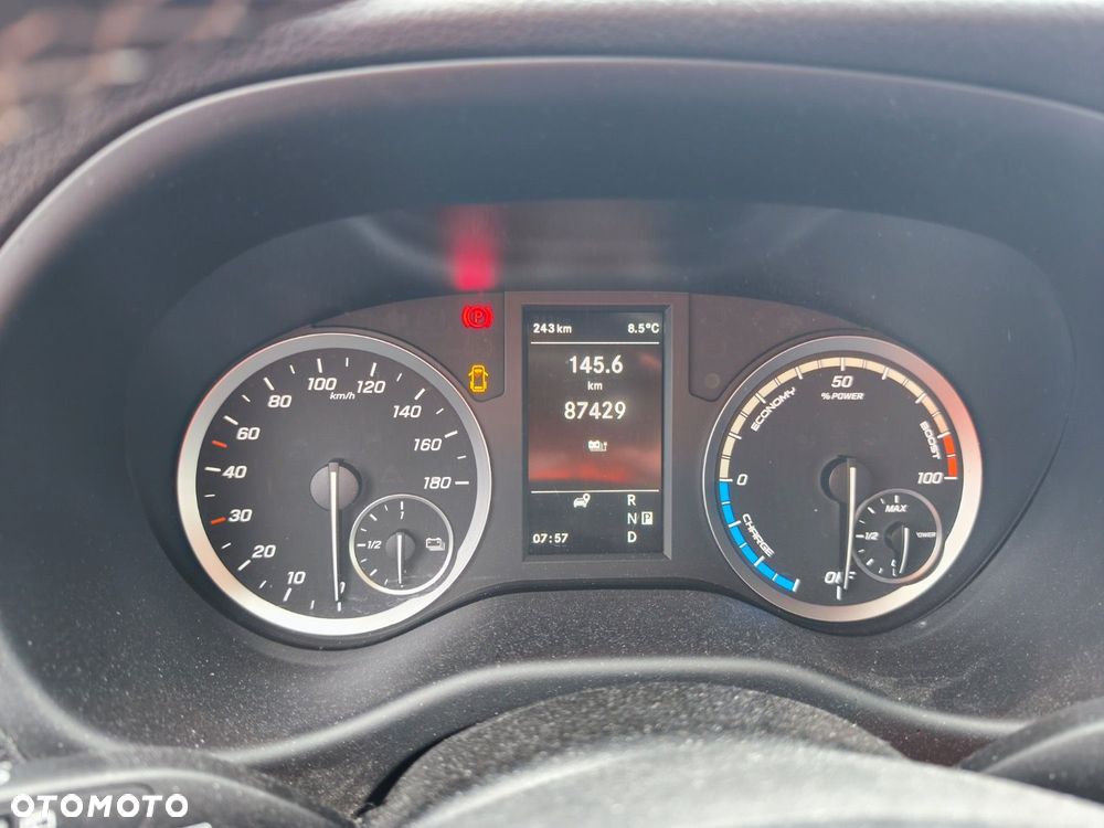 Mercedes-Benz E-Vito - 29