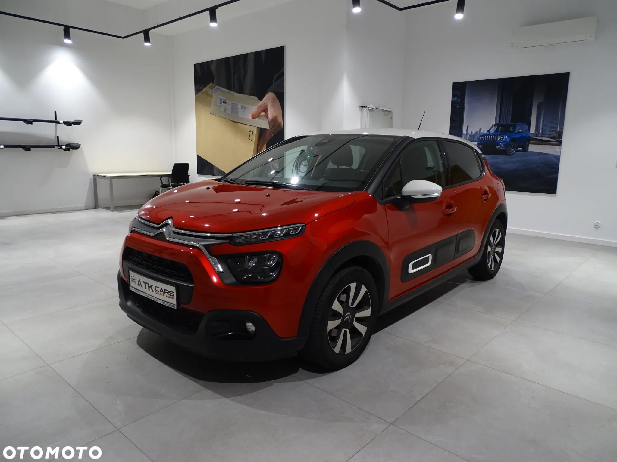 Citroën C3 1.2 PureTech Shine EAT6 - 1