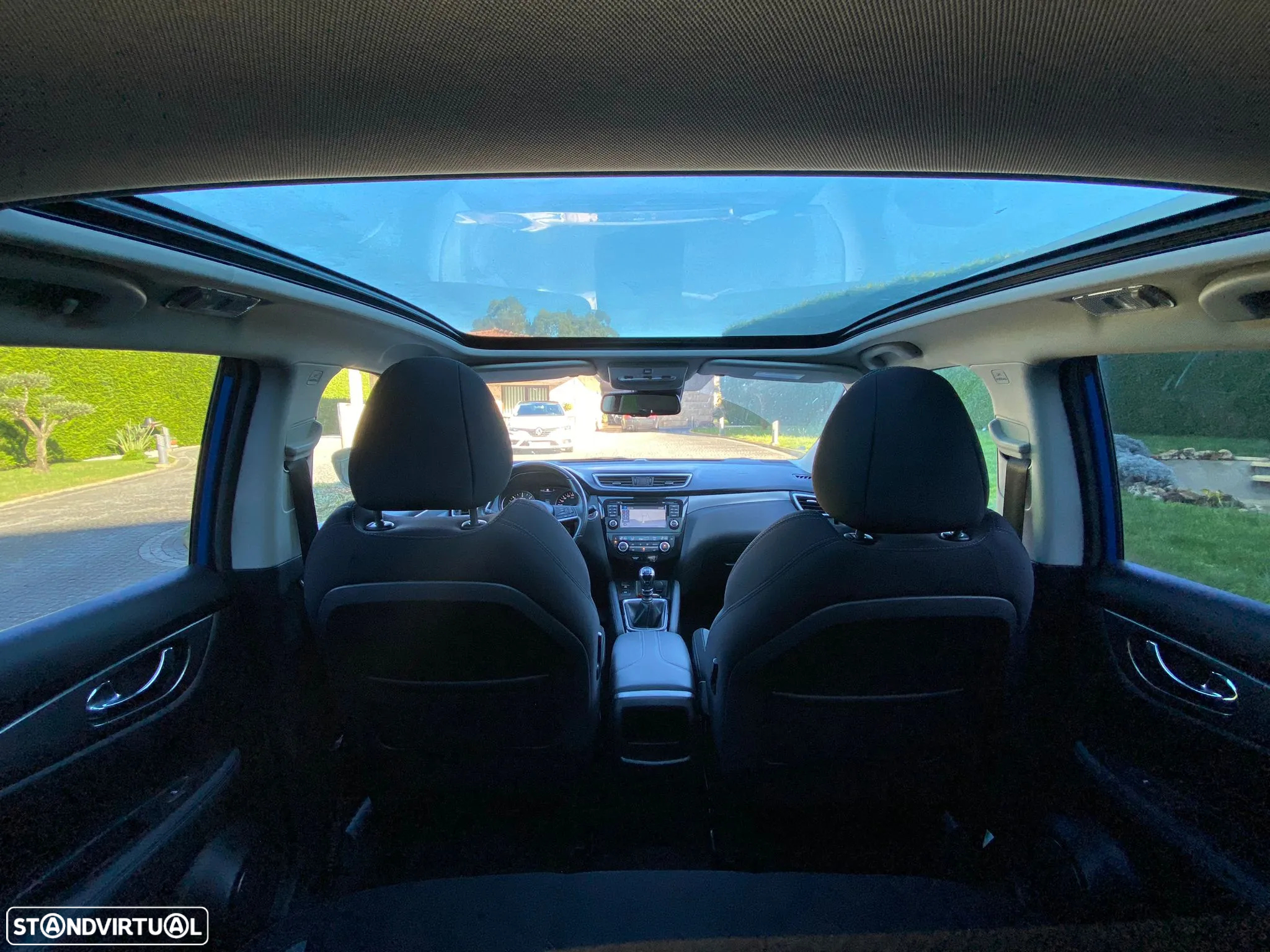 Nissan Qashqai 1.5 dCi N-Connecta J18 - 11