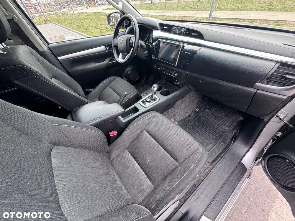 Toyota Hilux 2.4 D-4D Double Cab Selection 4x4 - 16