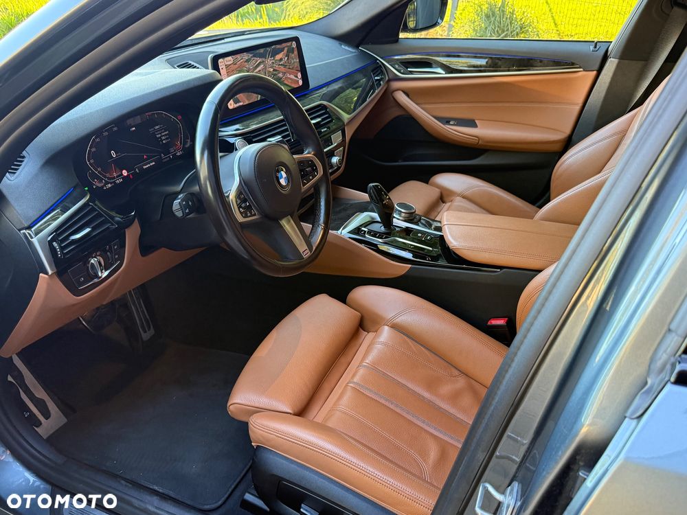 BMW Seria 5 530i xDrive mHEV M Sport sport - 26