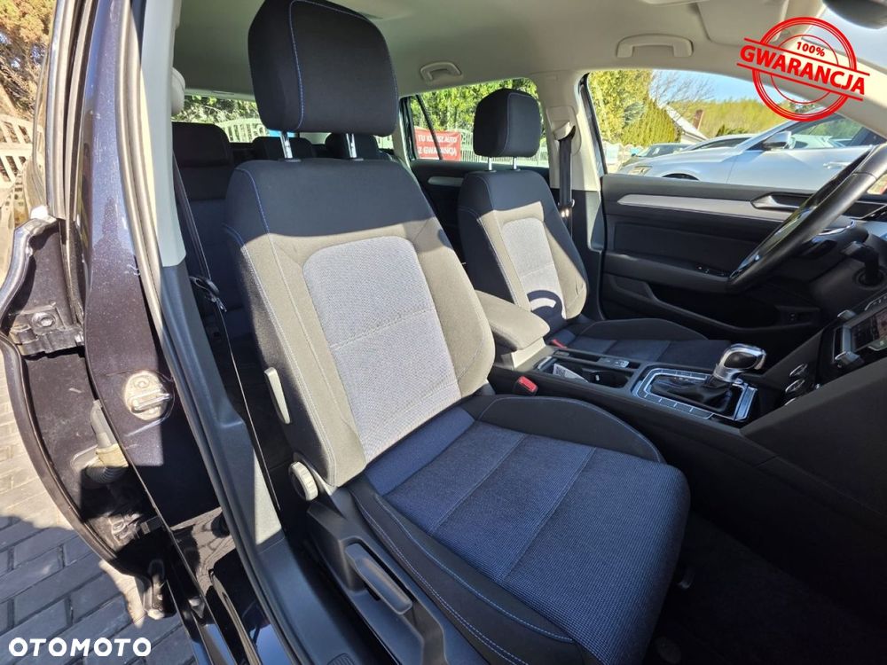Volkswagen Passat Variant - 25