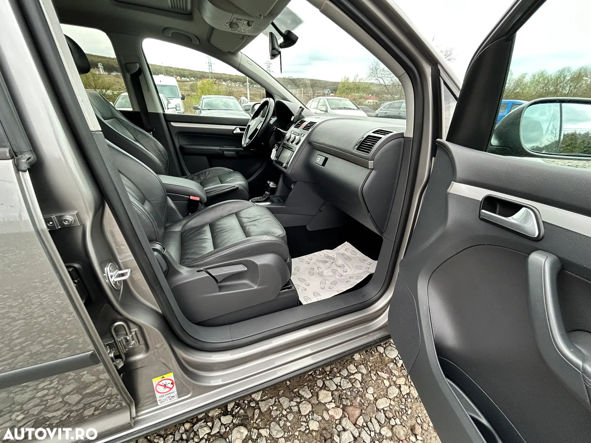 Volkswagen Touran Cross 2.0 TDI DSG - 18