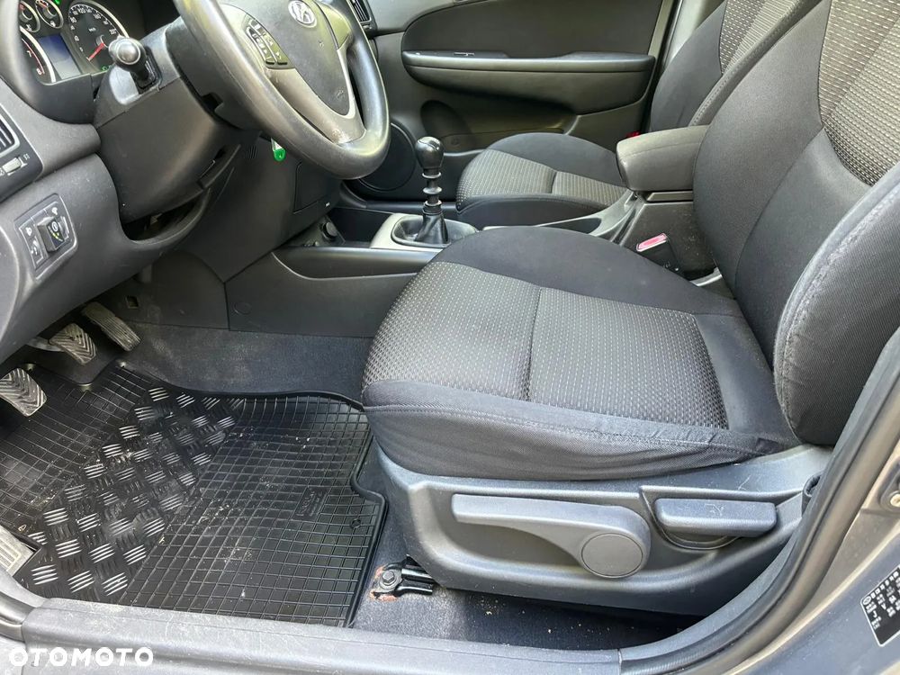 Hyundai i30 1.4 Comfort - 22