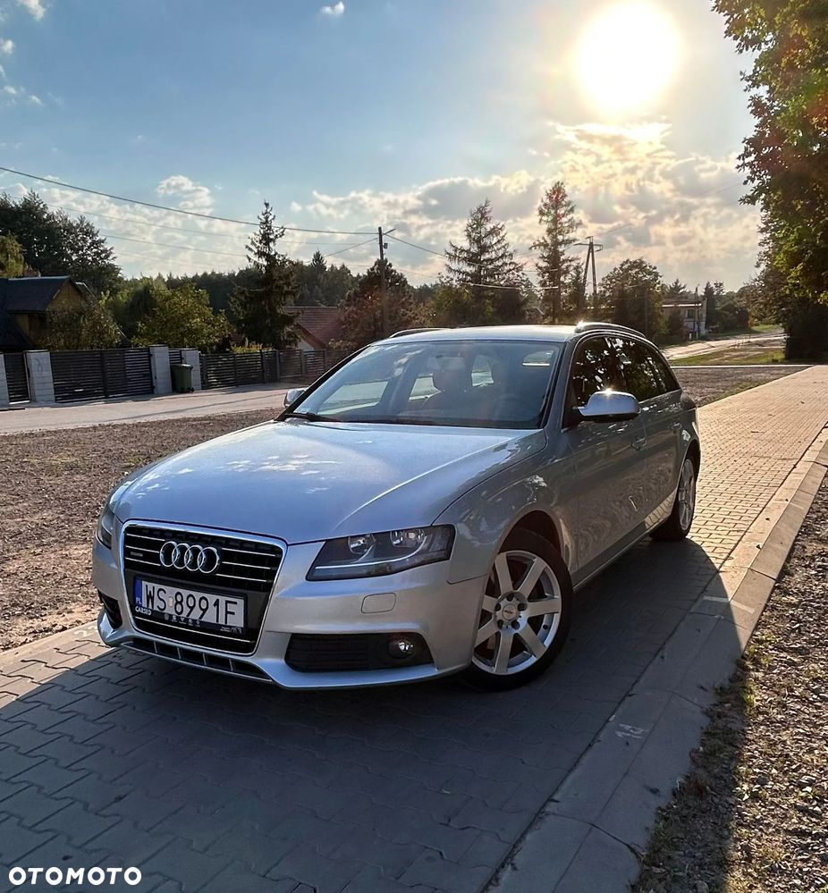 Audi A4 - 1