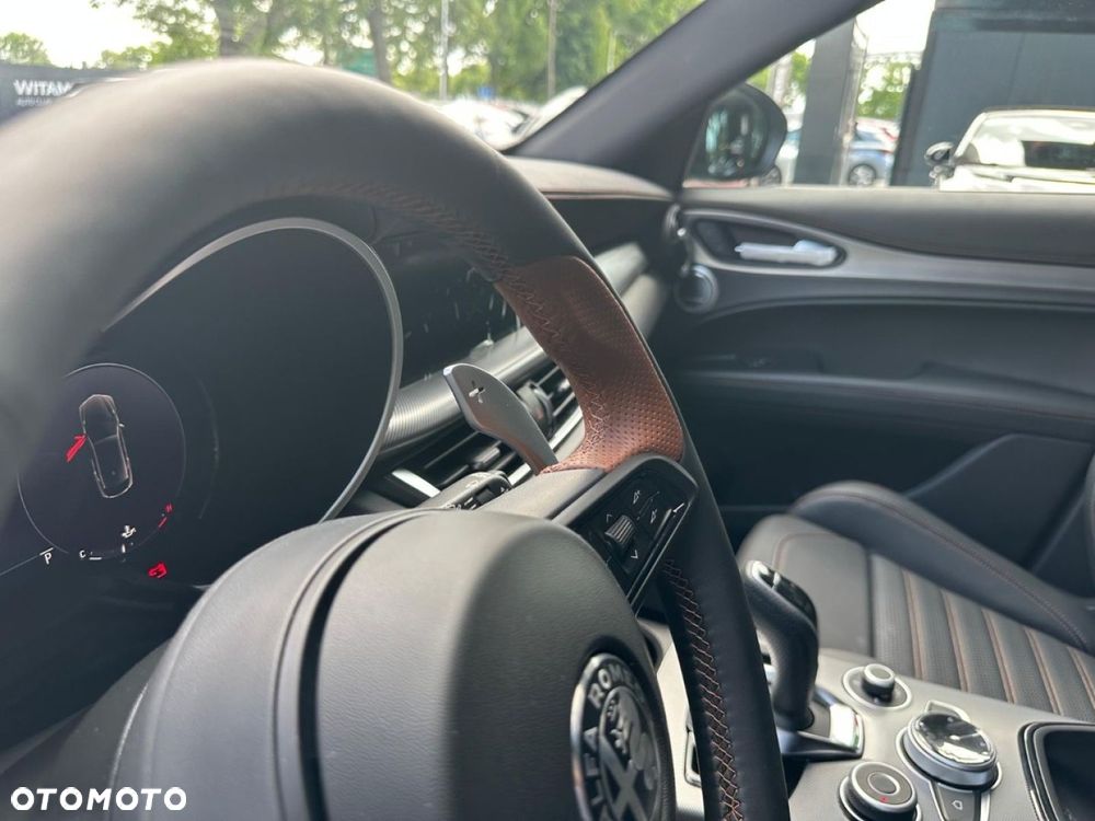 Alfa Romeo Stelvio - 22