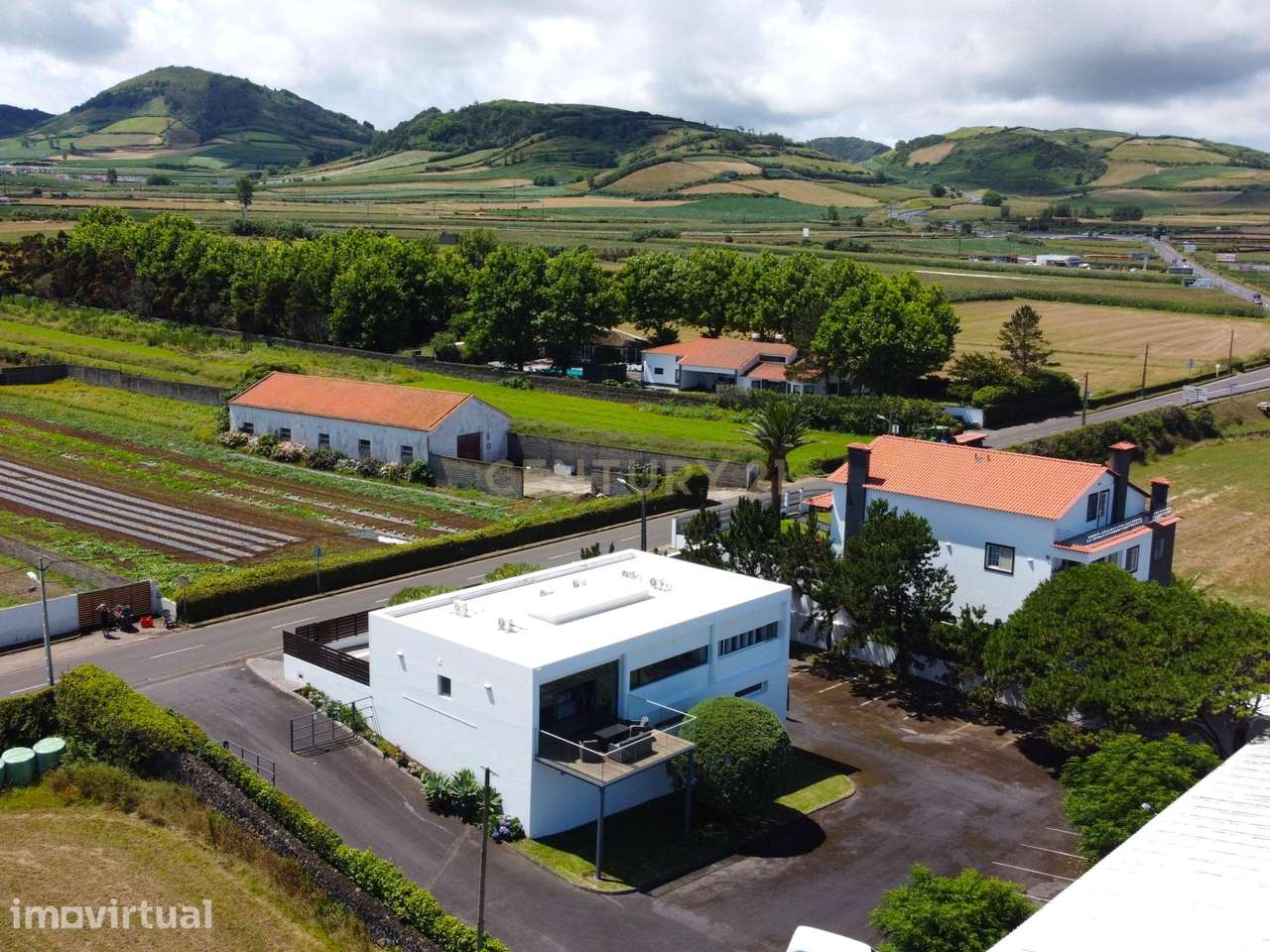 Quinta de Excelência com Moradia T4, Armazéns e Terreno Agrícola | 9.7 - Grande imagem: 4/34