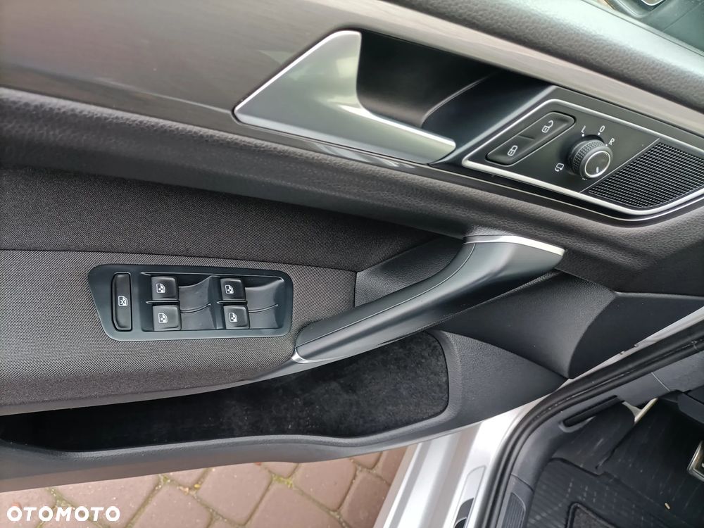 Volkswagen Golf Sportsvan 1.6 TDI BlueMotion Technology Allstar - 13