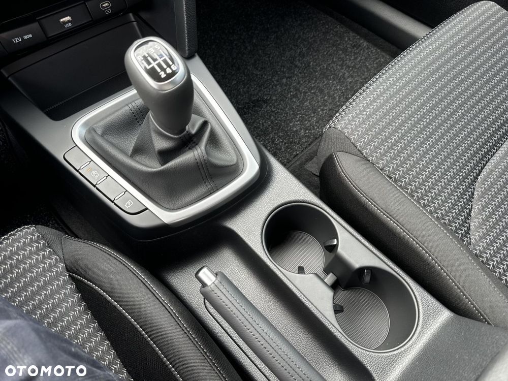 Kia XCeed 1.5 T-GDI M - 15