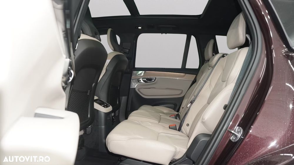 Volvo XC 90 T8 AWD Ultra Bright - 12