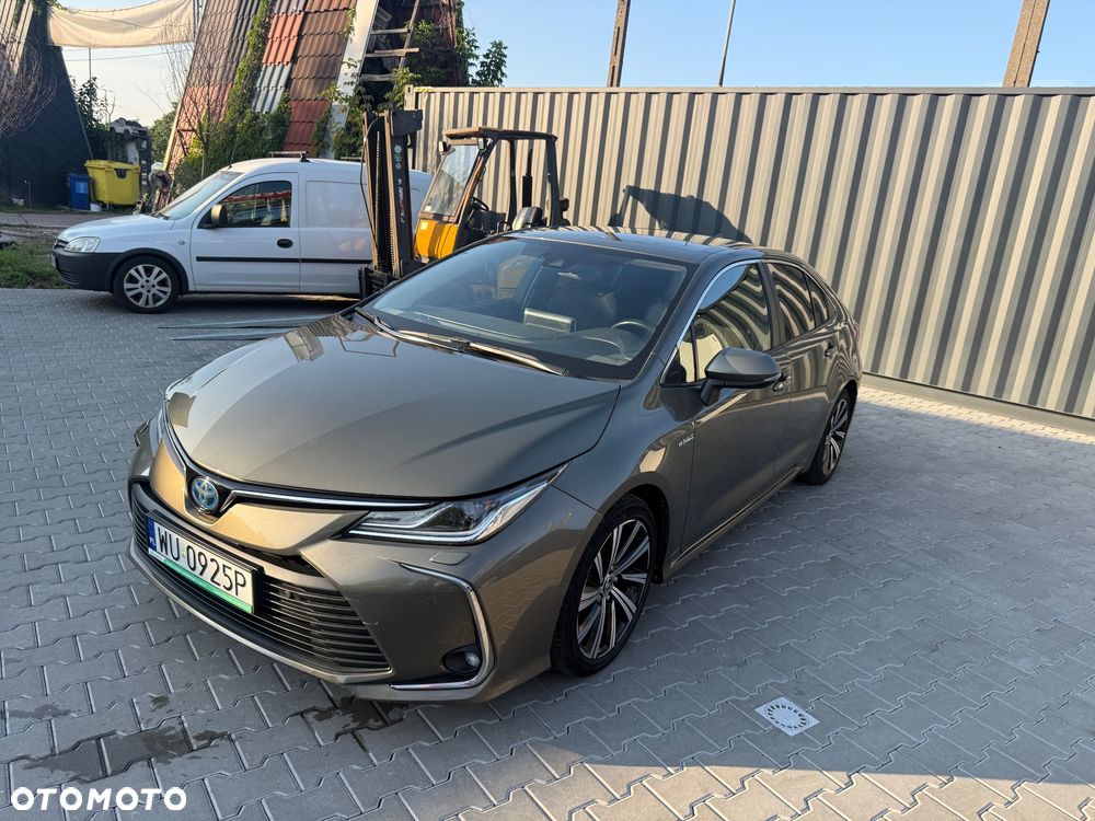 Toyota Corolla - 1