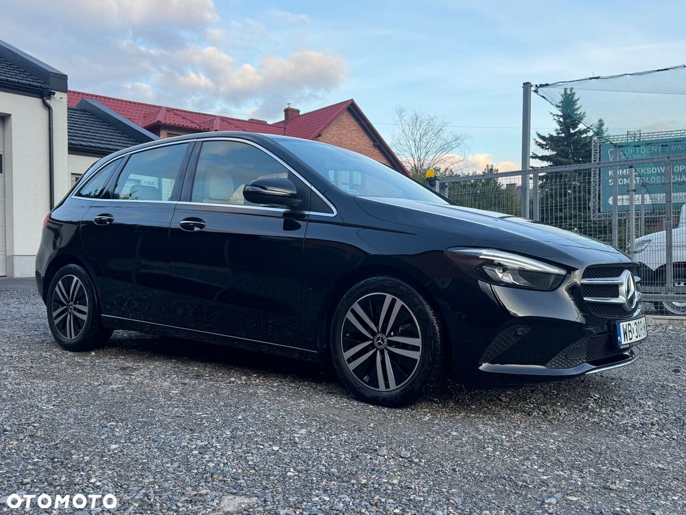 Mercedes-Benz Klasa B 180 Progressive 7G-DCT - 31