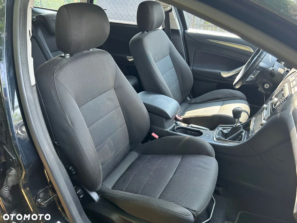 Ford Mondeo 1.8 TDCi Titanium - 13