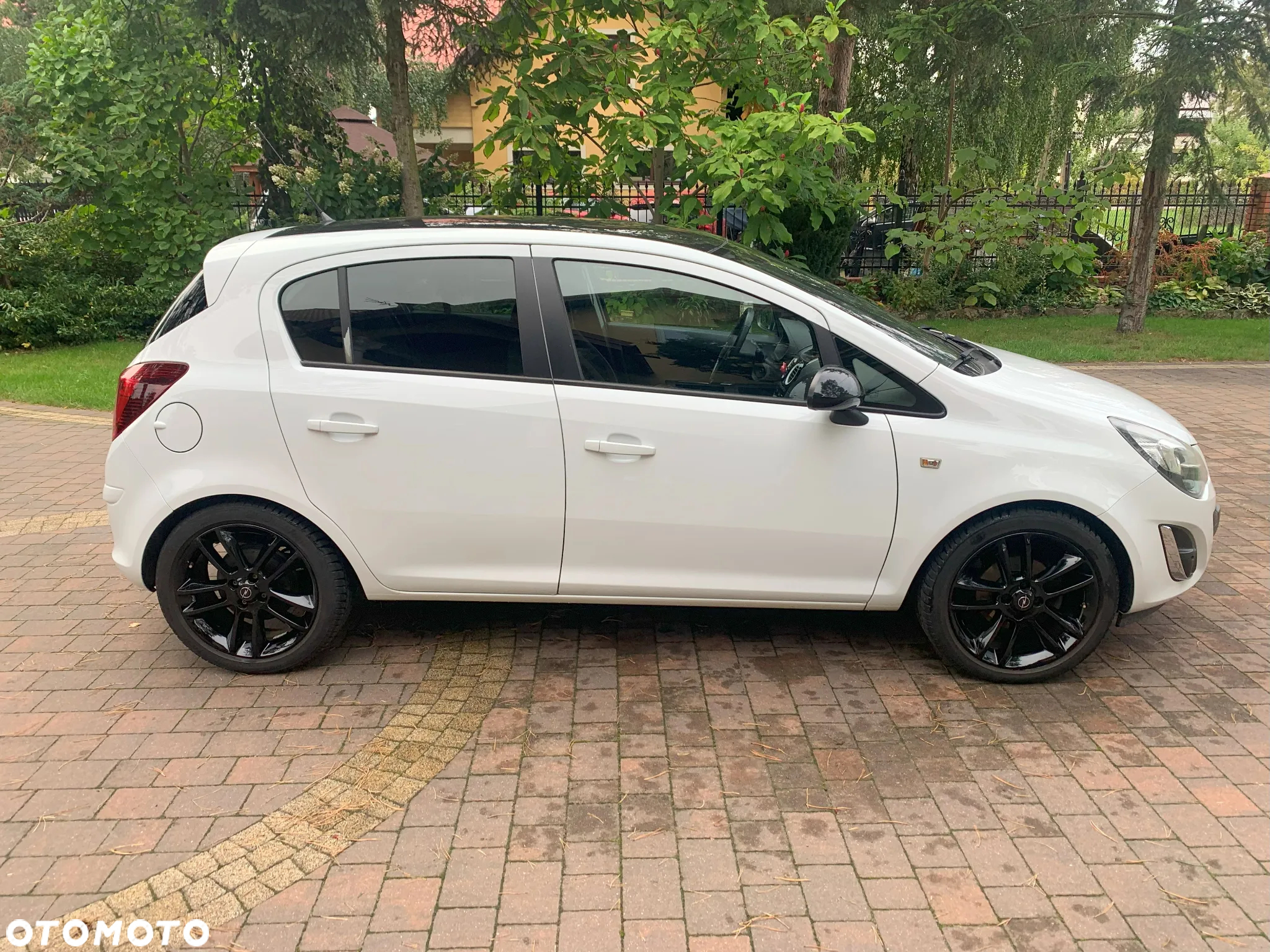 Opel Corsa 1.4 16V Color Edition - 8