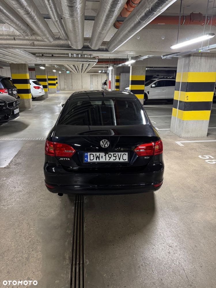 Volkswagen Jetta 1.6 TDI Trendline CityLine - 4