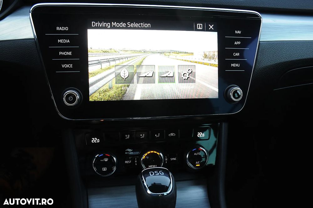 Skoda Superb 1.4 TSI DSG Ambition - 13