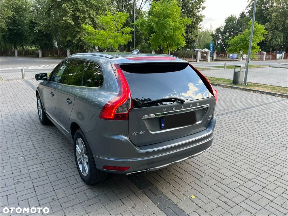 Volvo XC 60 - 6