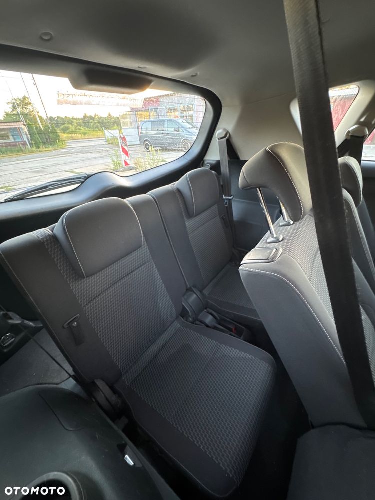 Toyota Verso 1.8 Prestige - 21