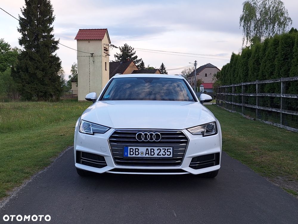 Audi A4 Avant 2.0 TDI DPF clean diesel Ambiente - 1