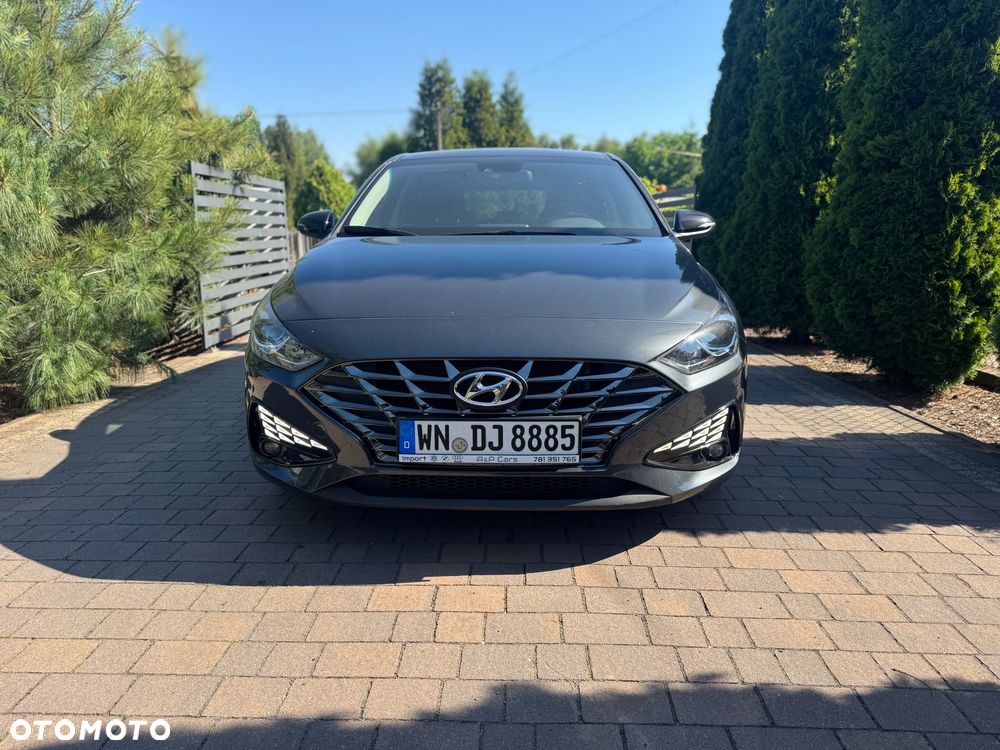 Hyundai i30 1.5 T-GDI 48V-Hybrid DCT EDITION 30 - 10