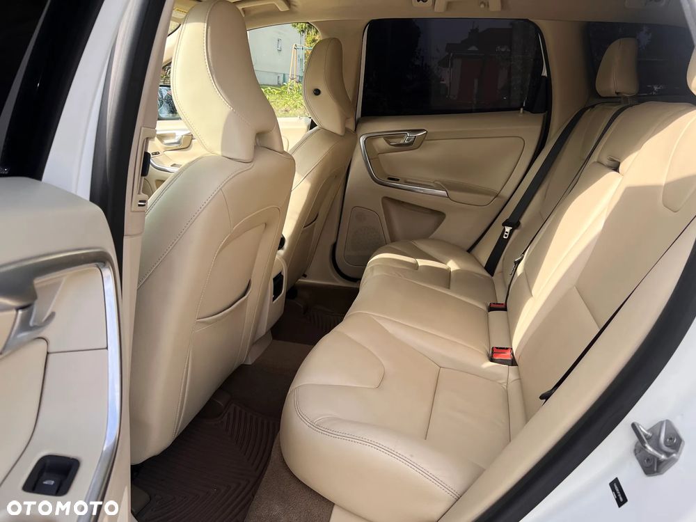 Volvo XC 60 T6 AWD Edition Pro - 7