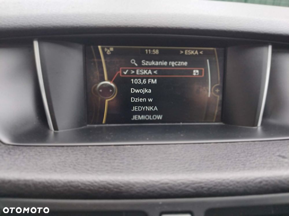 BMW X1 xDrive18d xLine - 12