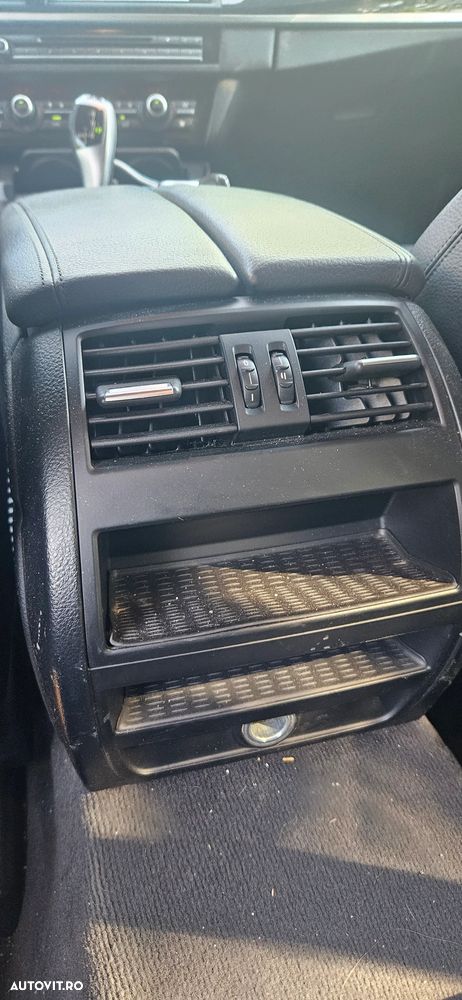 BMW Seria 5 525d xDrive AT - 17