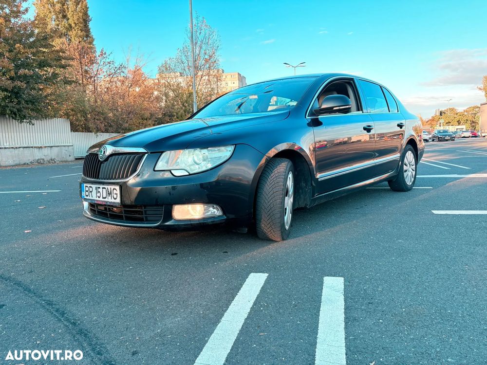 Skoda Superb 2.0 TDI DPF Elegance - 2