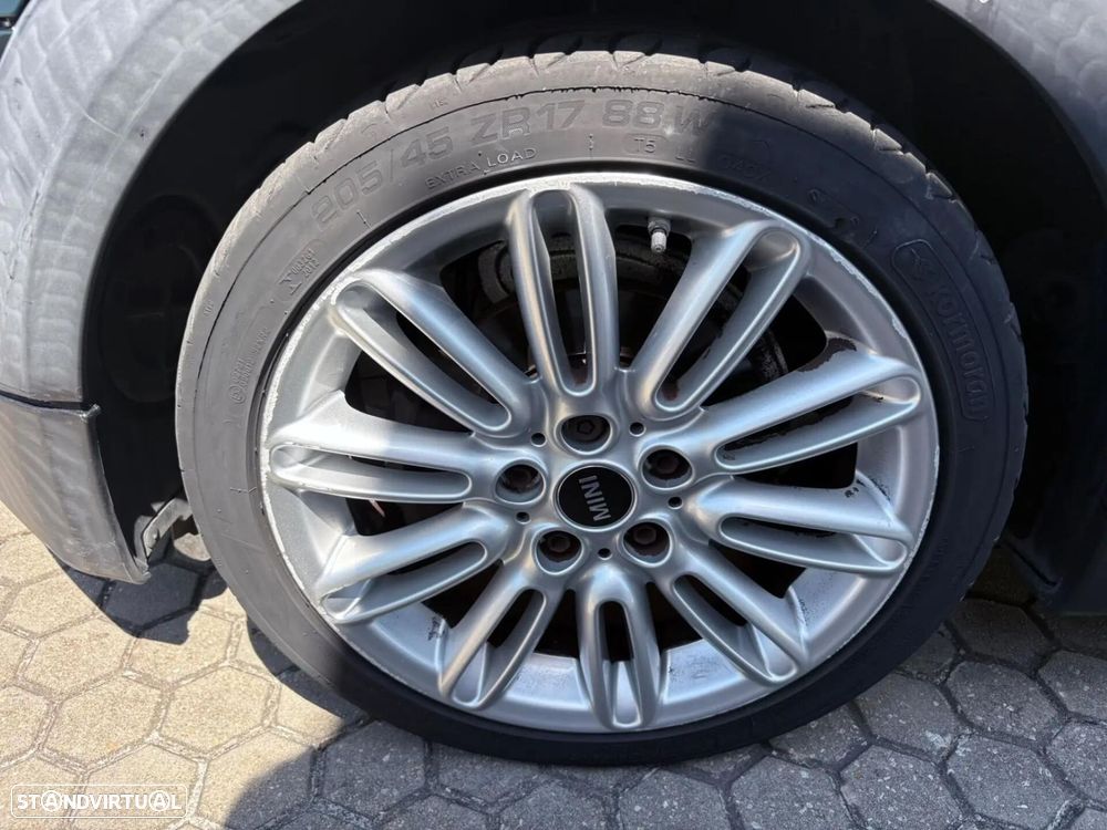 MINI 3 Portas One - 12