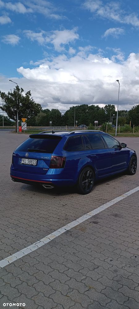 Skoda Octavia Combi 2.0 TDI (Green tec) DSG RS - 5