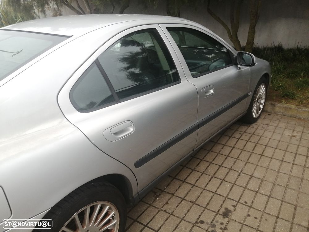 Volvo S60 2.4 D5 - 15
