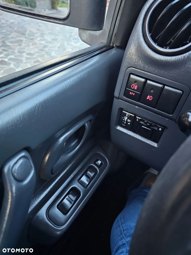 Suzuki Jimny 1.3 Elegance EU6 - 11